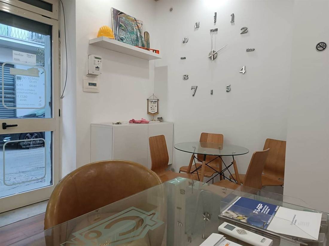 Ufficio in affitto a San Nicola La Strada, Via XX Settembre 46