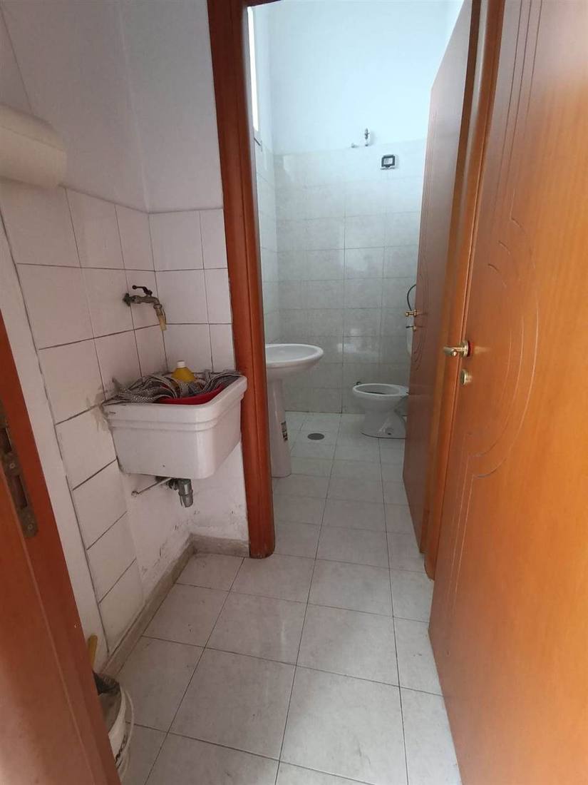 Negozio a Macerata Campania, foto 8