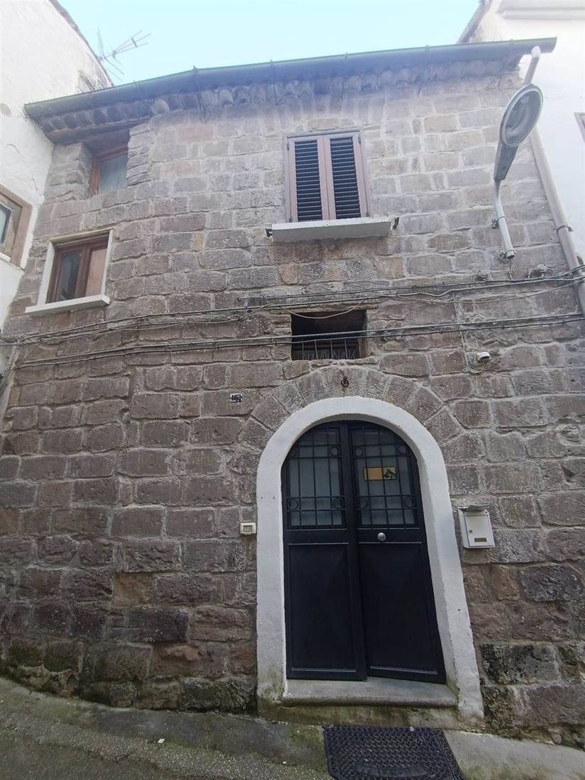 Palazzo in vendita a Marzano Appio, Via Finelli 